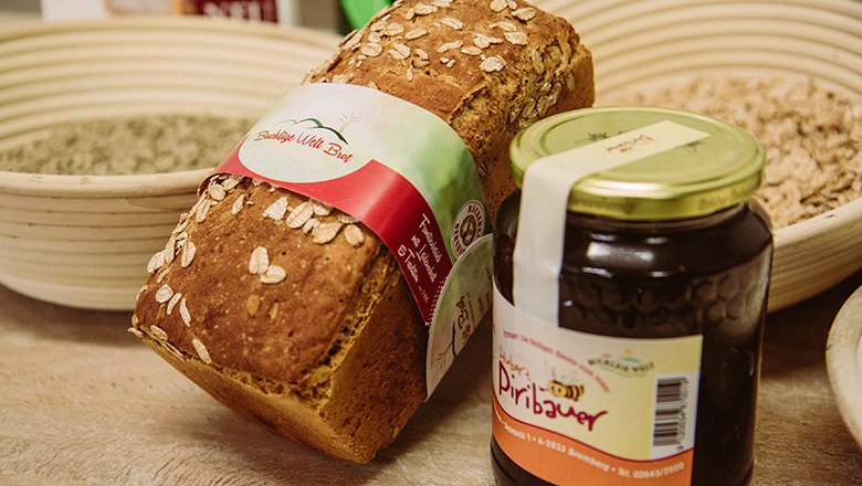 Bäckerei Bernhard - Bucklige Welt-Brot, © Sooo gut schmeckt die Bucklige Welt/Viktoria Kornfeld